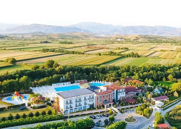 Gardenland Resort