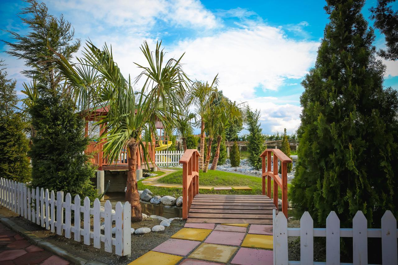 Holiday park Gardenland Bushat